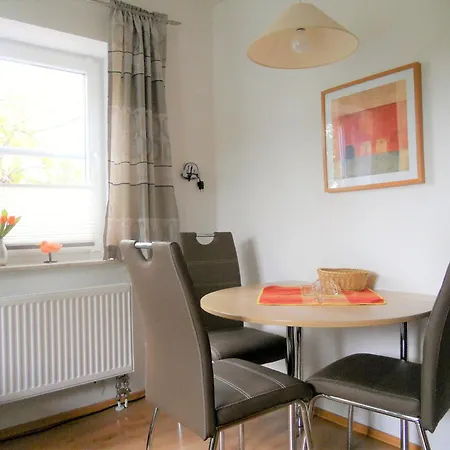 Apartment Rugstieg 8 Whg 2